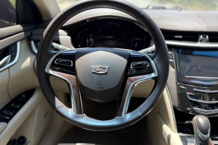 Used Cadillac XTS 2017 28T Tech Edition Steering Wheel