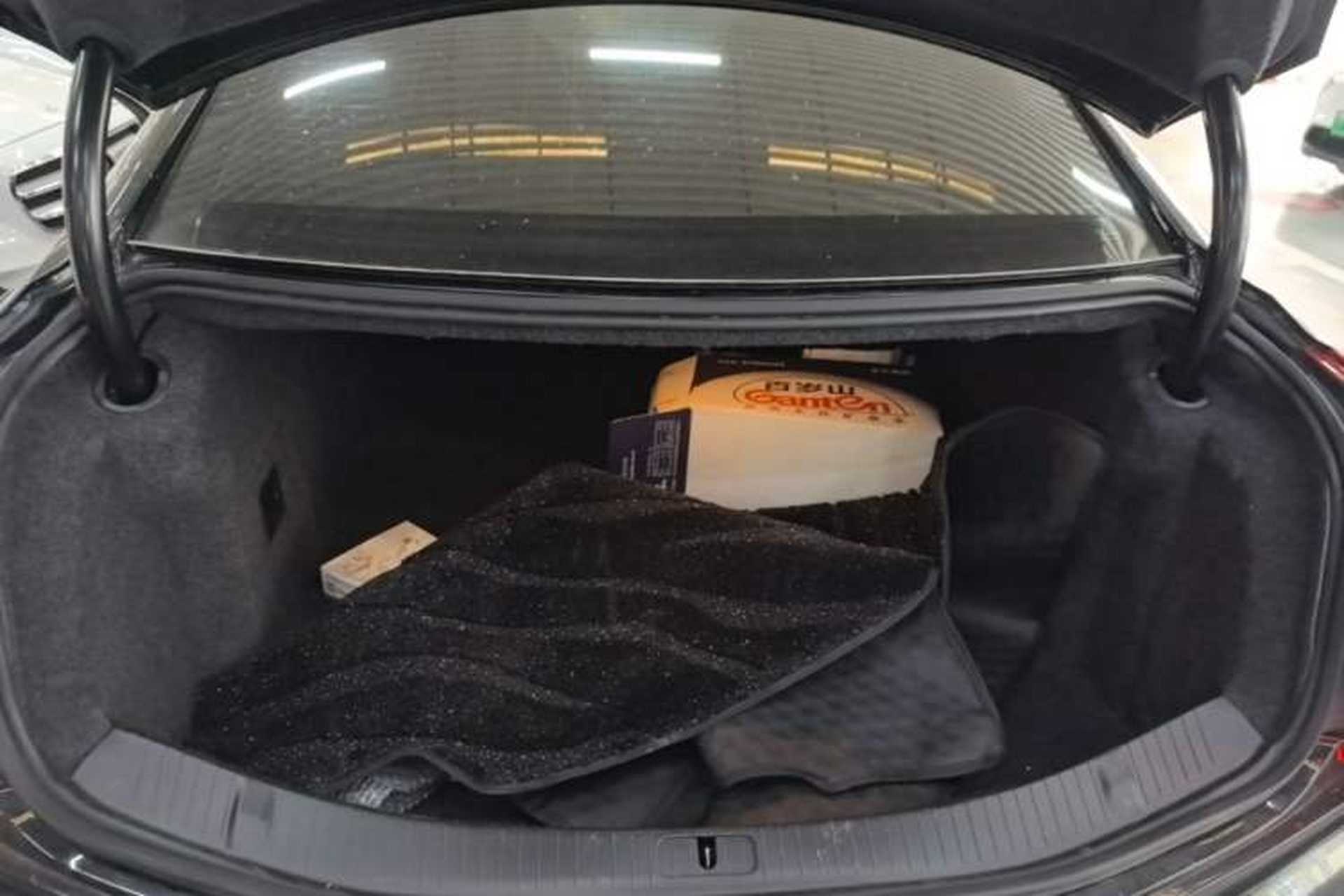 Used Cadillac XTS 2017 28T Elite Model Trunk