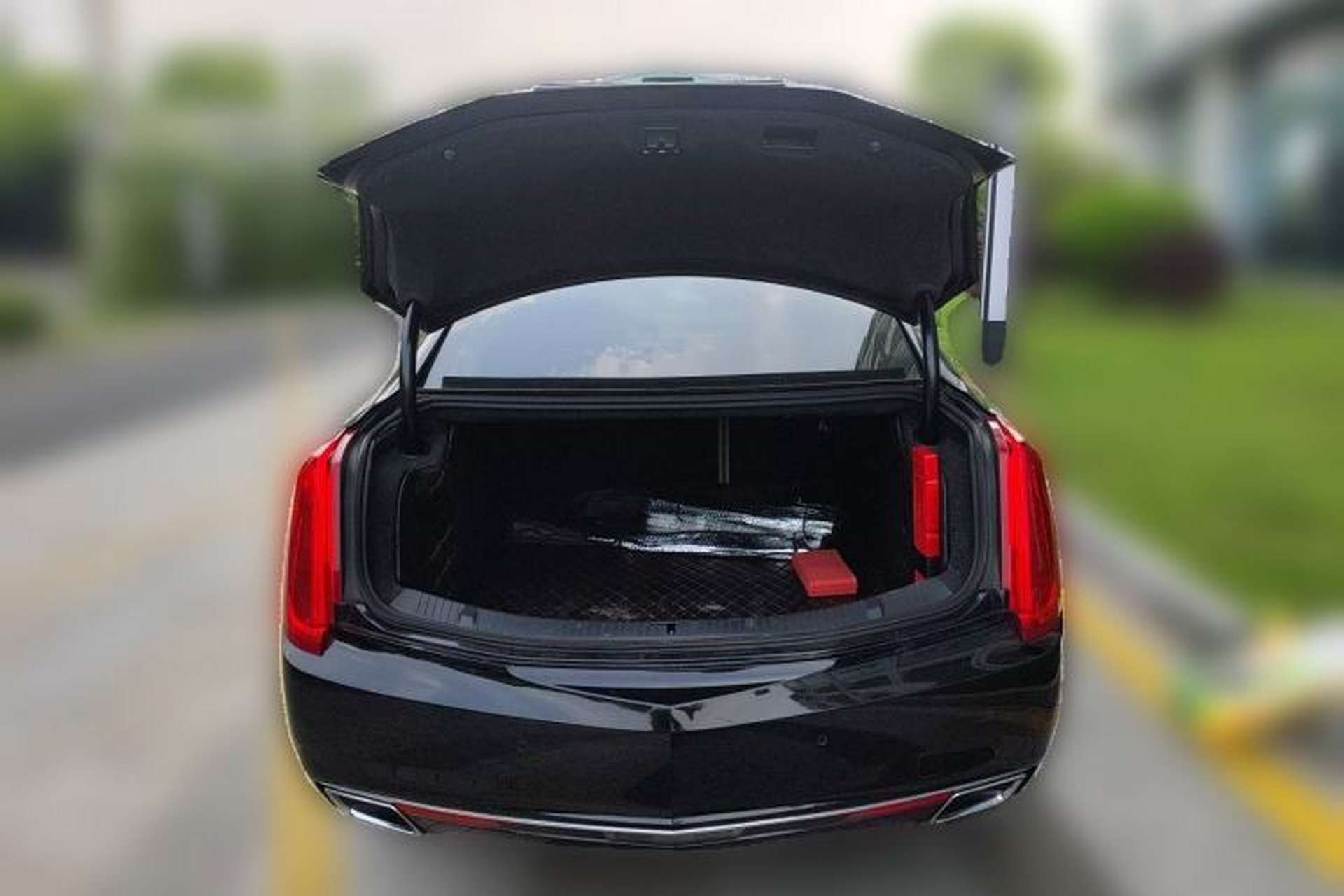 Used Cadillac XTS 2017 28T Elite Model Trunk