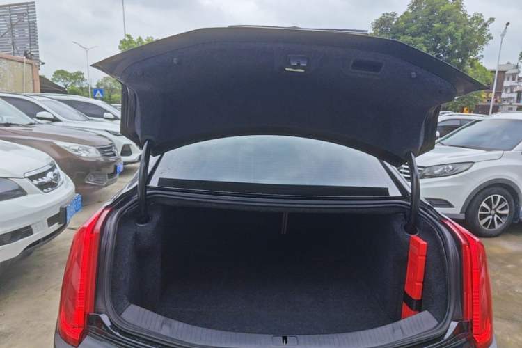 Used Cadillac XTS 2017 28T Tech Edition Trunk