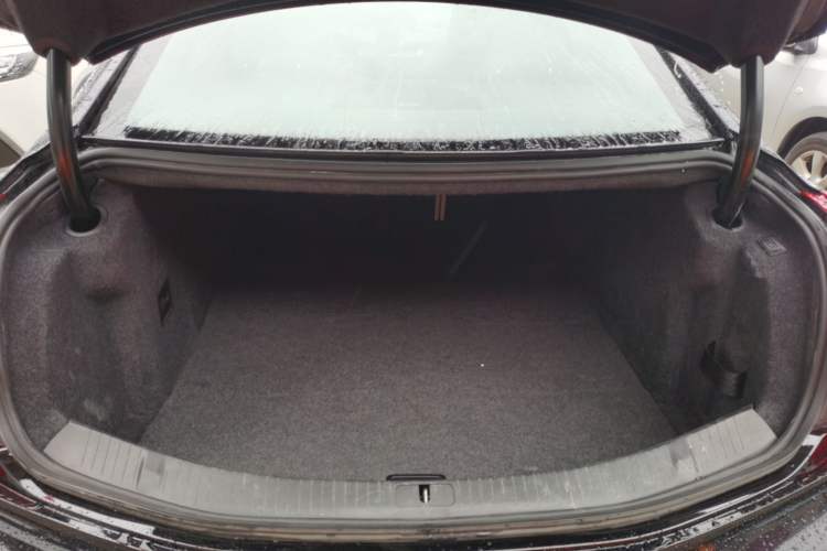 Used Cadillac XTS 2017 28T Elite Model Trunk