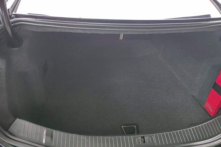 Used Cadillac XTS 2017 28T Elite Model Trunk