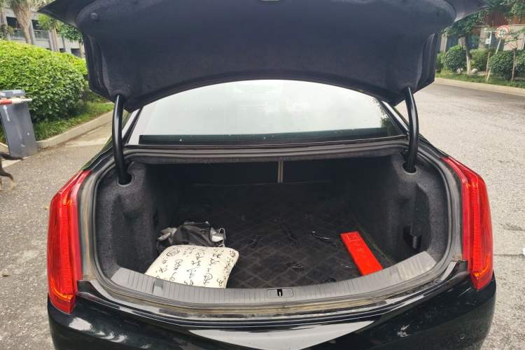 Used Cadillac XTS 2017 28T Tech Edition Trunk