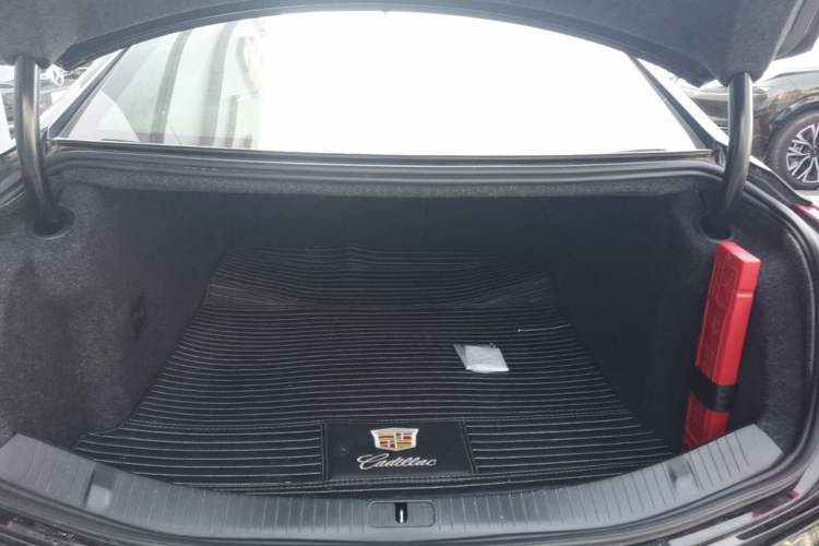 Used Cadillac XTS 2017 28T Luxury Model Trunk