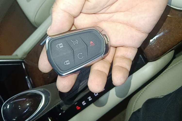 Used Cadillac XTS 2017 28T Elite Model Vehicle Key