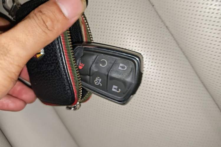 Used Cadillac XTS 2017 28T Elite Model Vehicle Key
