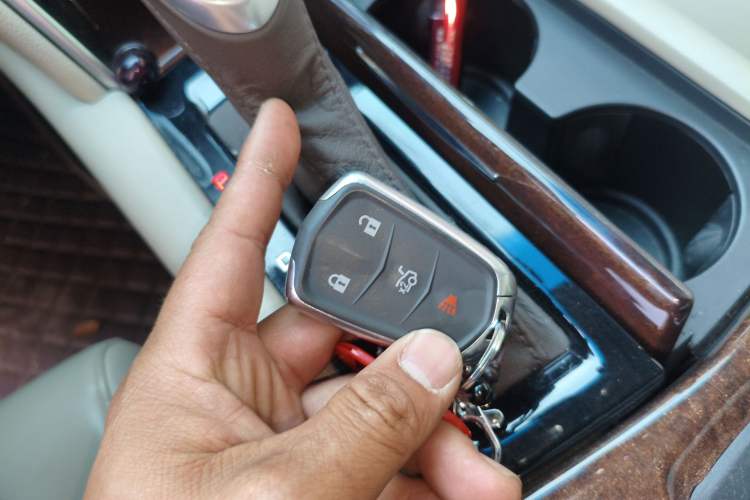 Used Cadillac XTS 2017 28T Tech Edition Vehicle Key