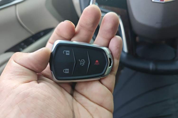 Used Cadillac XTS 2017 28T Tech Edition Vehicle Key
