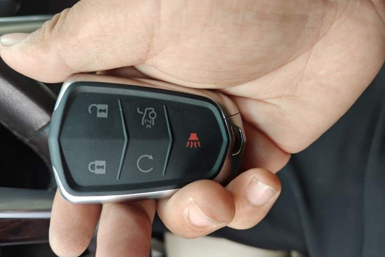Used Cadillac XTS 2017 28T Elite Model Vehicle Key