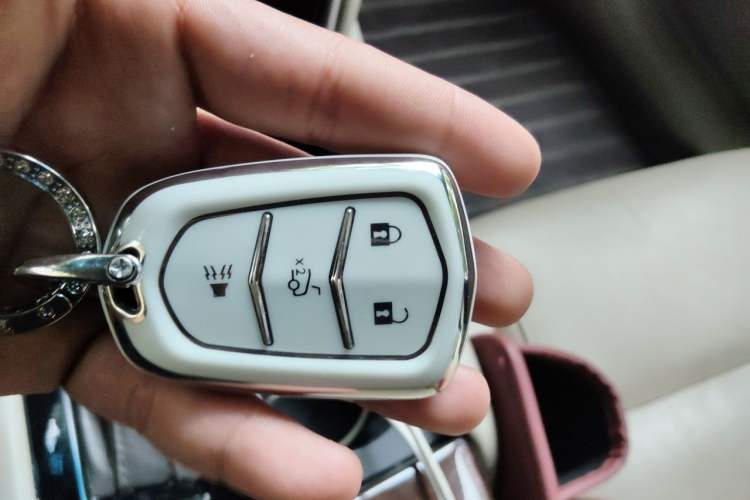 Used Cadillac XTS 2017 28T Elite Model Vehicle Key