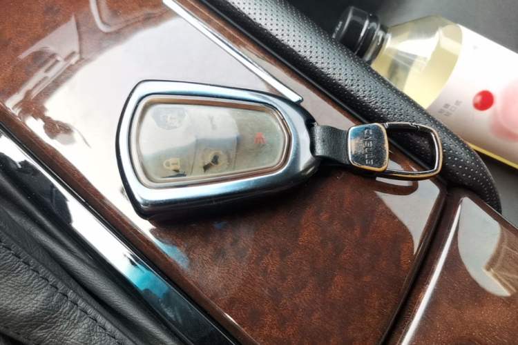 Used Cadillac XTS 2017 28T Luxury Model Vehicle Key