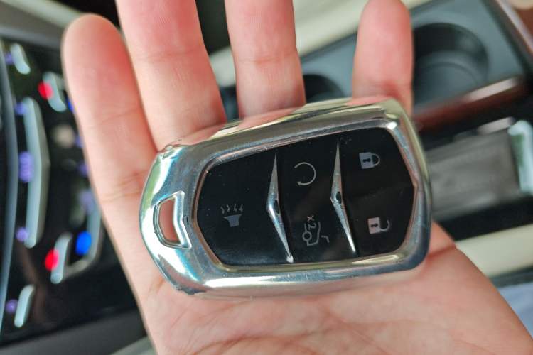 Used Cadillac XTS 2017 28T Elite Model Vehicle Key