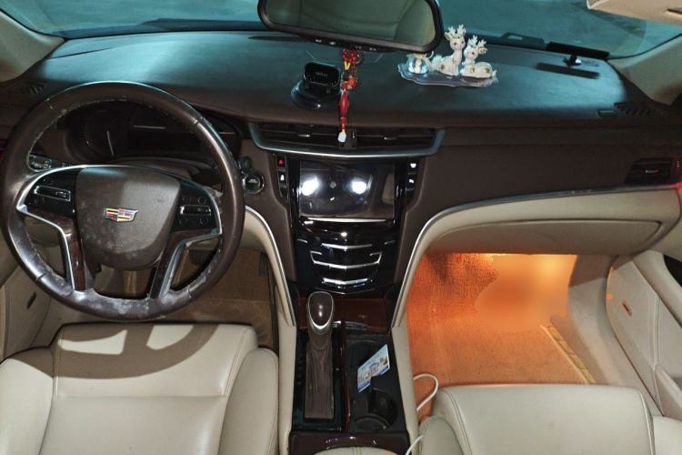 Used Cadillac XTS 2017 28T Tech Edition Center Console