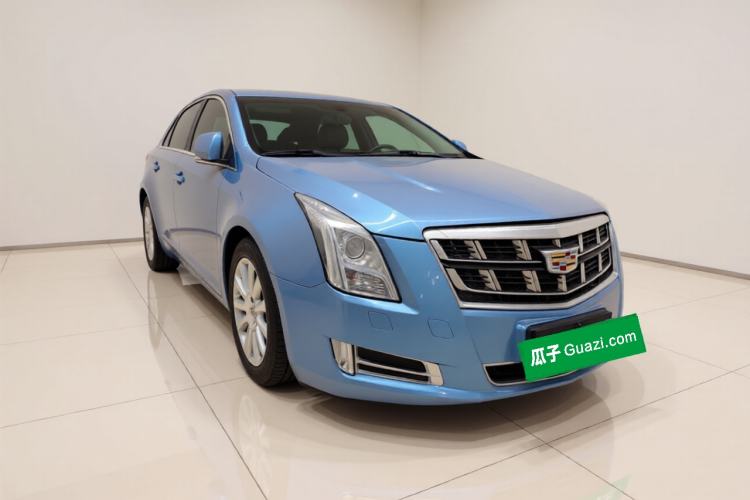 Used Cadillac XTS 2017 28T Tech Edition Front Right 45 Deg