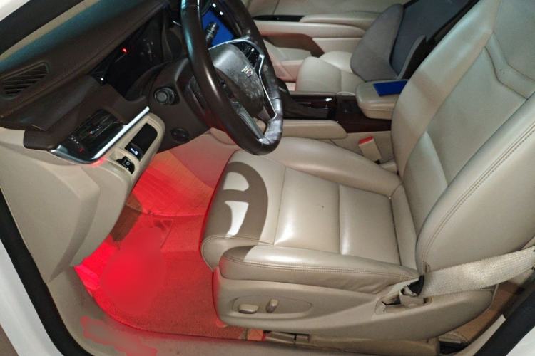 Used Cadillac XTS 2017 28T Tech Edition Left Front Seat