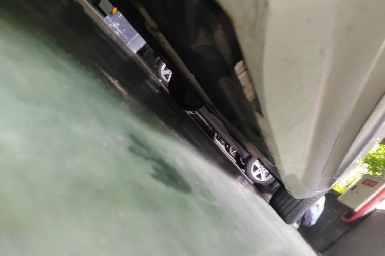 Used Cadillac XTS 2017 28T Elite Model Chassis Front Left