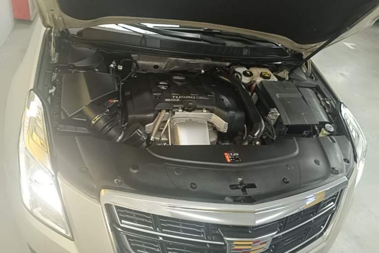 Used Cadillac XTS 2017 28T Tech Edition Engine Bay