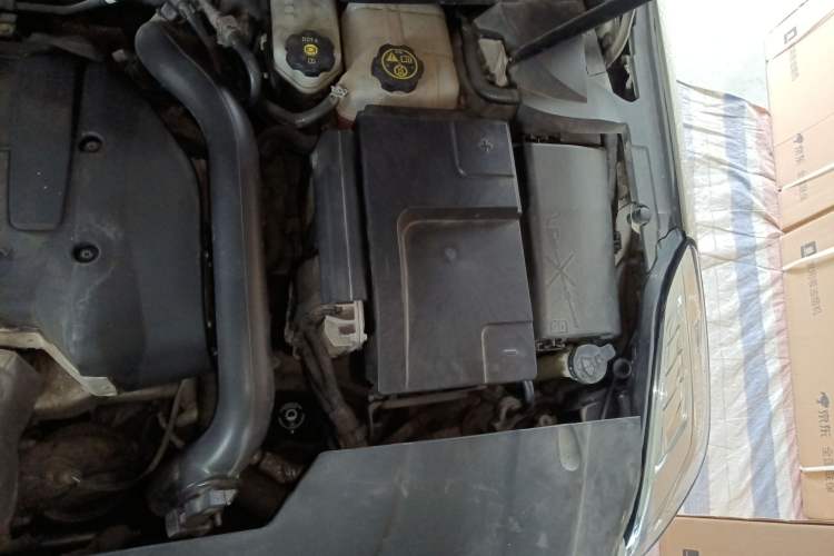 Used Cadillac XTS 2017 28T Elite Model Engine Bay Left
