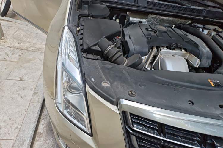Used Cadillac XTS 2017 28T Tech Edition Engine Bay Right