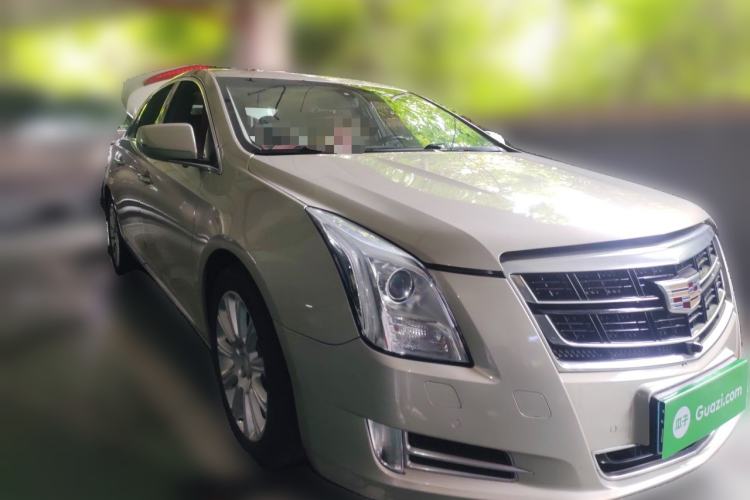 Used Cadillac XTS 2017 28T Elite Model Front Right 45 Deg