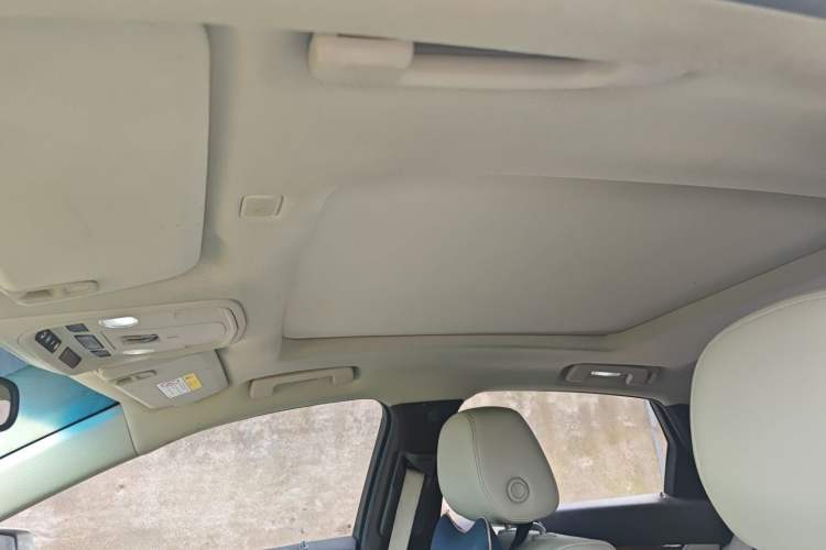 Used Cadillac XTS 2017 28T Elite Model Headliner