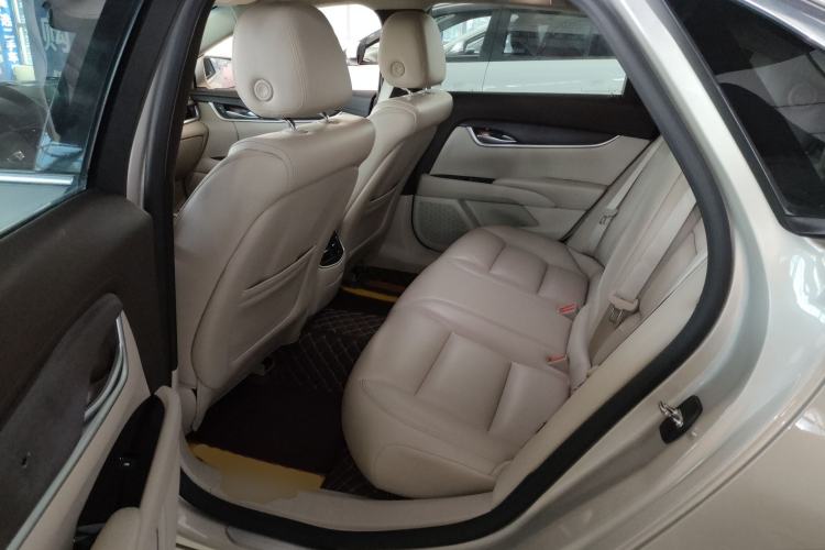 Used Cadillac XTS 2017 28T Tech Edition Interior 4