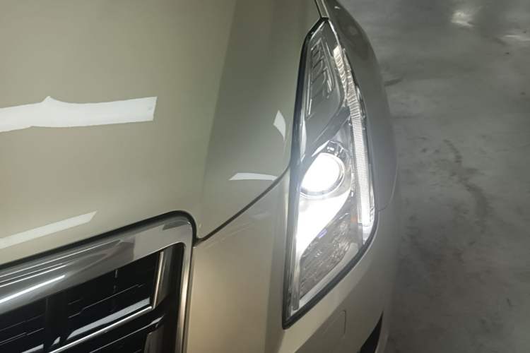 Used Cadillac XTS 2017 28T Tech Edition Left Front Headlight