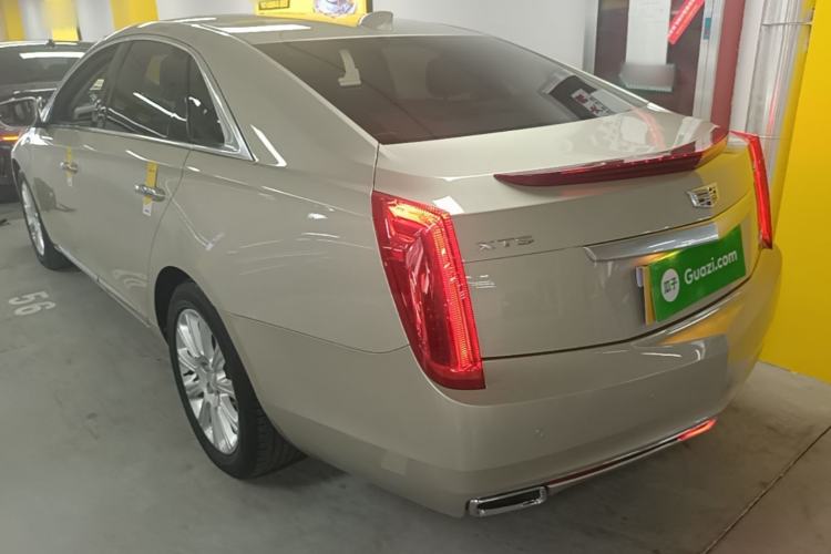 Used Cadillac XTS 2017 28T Tech Edition Rear Left 45 Deg