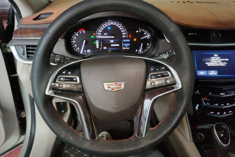 Used Cadillac XTS 2017 28T Elite Model Steering Wheel