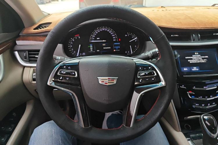 Used Cadillac XTS 2017 28T Elite Model Steering Wheel