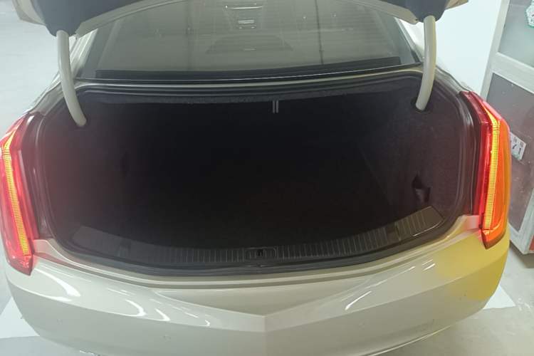 Used Cadillac XTS 2017 28T Tech Edition Trunk