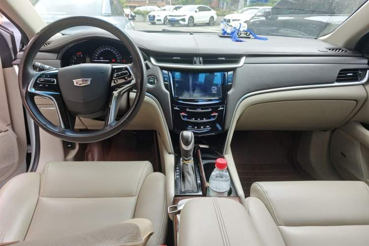 Used Cadillac XTS 2017 28T Elite Model Center Console