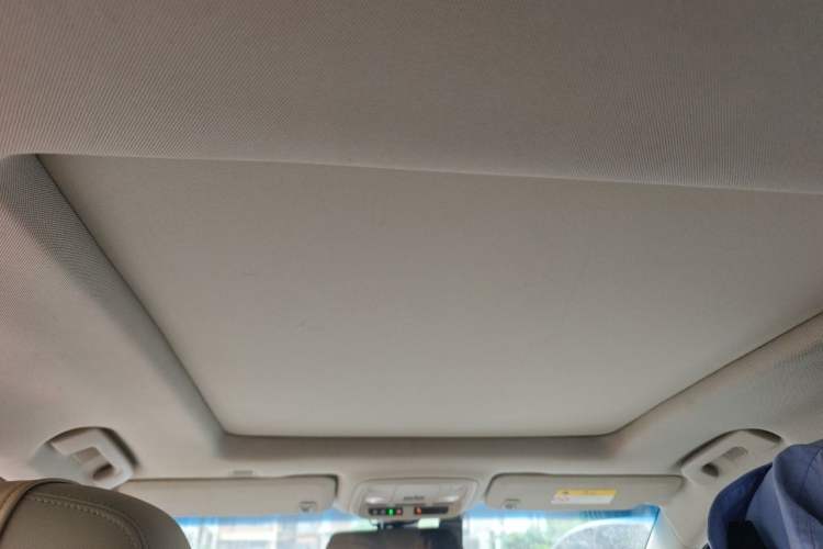 Used Cadillac XTS 2017 28T Elite Model Headliner