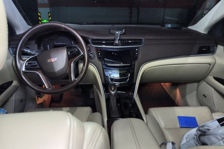 Used Cadillac XTS 2017 28T Tech Edition Center Console