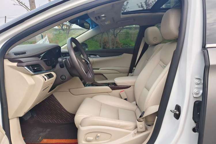 Used Cadillac XTS 2017 28T Tech Edition Interior 2