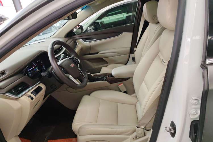 Used Cadillac XTS 2017 28T Tech Edition Left Front Seat