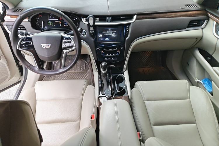 Used Cadillac XTS 2017 28T Elite Model Center Console