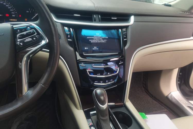 Used Cadillac XTS 2017 28T Tech Edition Audio And AC Panel