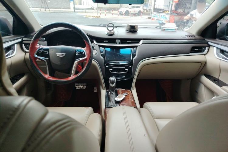Used Cadillac XTS 2017 28T Tech Edition Center Console