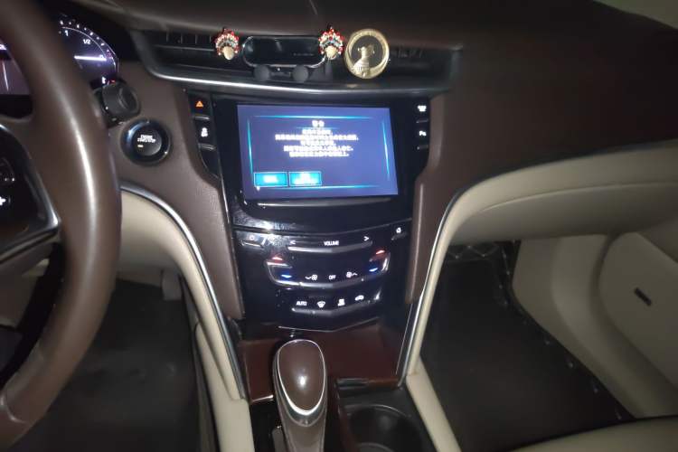 Used Cadillac XTS 2017 28T Tech Edition Audio And AC Panel