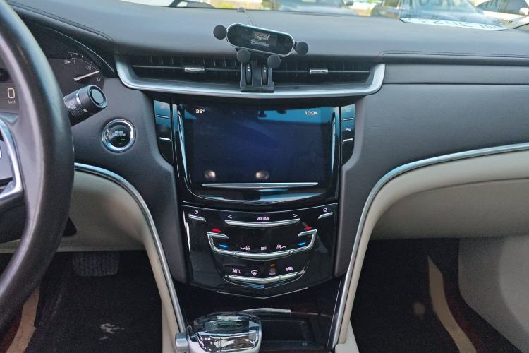 Used Cadillac XTS 2017 28T Tech Edition Audio And AC Panel