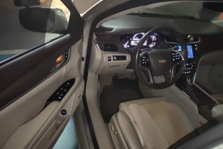 Used Cadillac XTS 2017 28T Tech Edition Driver Seat