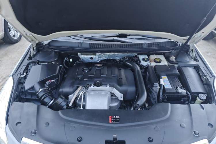 Used Cadillac XTS 2017 28T Tech Edition Engine Bay
