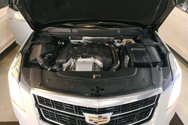 Used Cadillac XTS 2017 28T Tech Edition Engine Bay