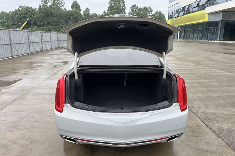 Used Cadillac XTS 2017 28T Tech Edition Exterior 4