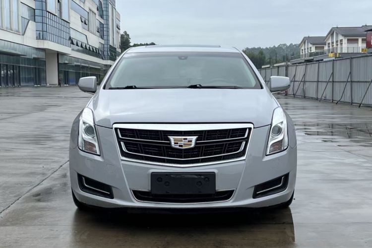 Used Cadillac XTS 2017 28T Tech Edition Exterior 5