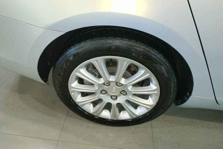 Used Cadillac XTS 2017 28T Tech Edition Exterior 8