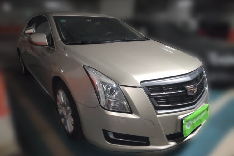 Used Cadillac XTS 2017 28T Tech Edition Front Right 45 Deg
