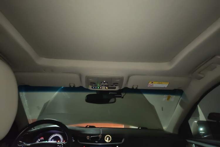 Used Cadillac XTS 2017 28T Tech Edition Headliner