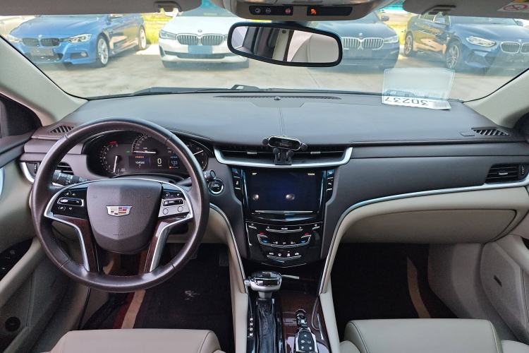 Used Cadillac XTS 2017 28T Tech Edition Interior 2